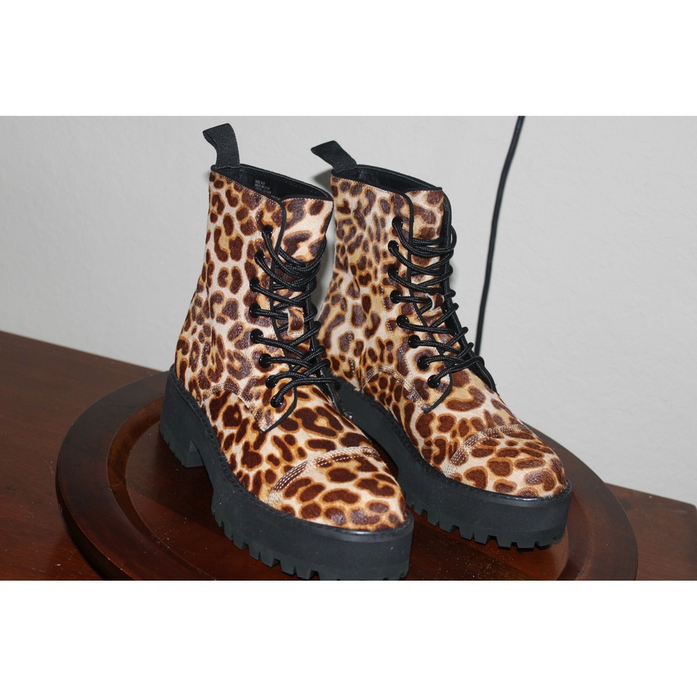 Faryl by Farylrobin‎ Leopard Print Combat Boots Platform Calf Hair Size 8.5